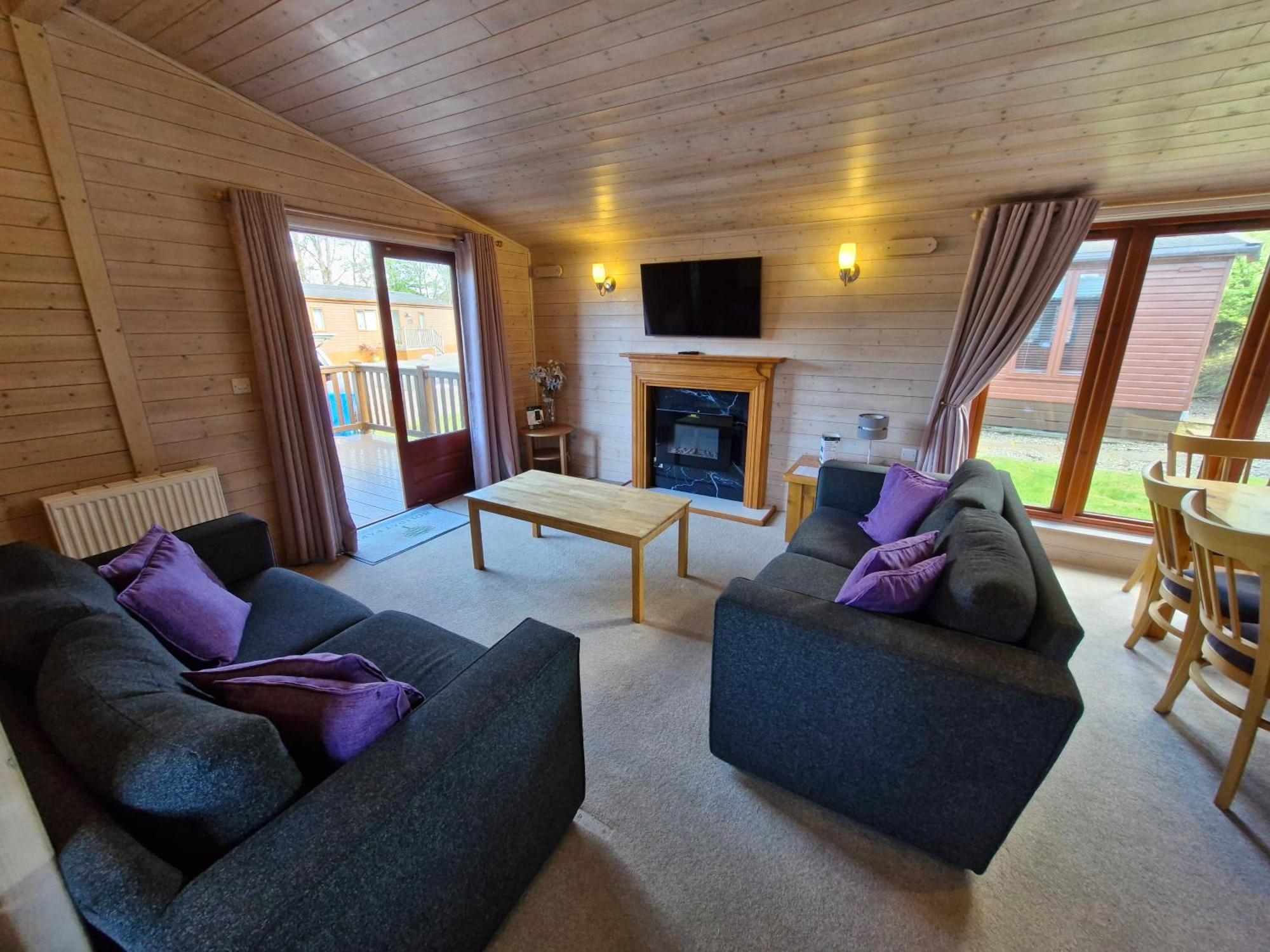 Lomond Woods Holiday Park Balloch Bilik gambar